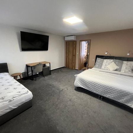 Hotel Algar Opava Eksteriør bilde