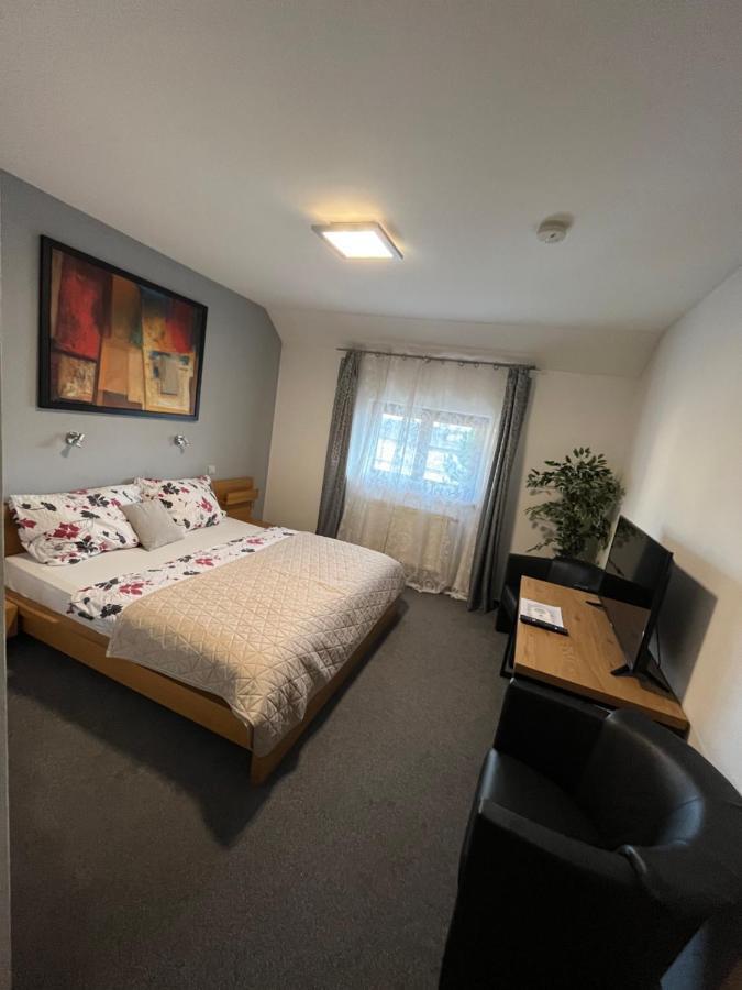 Hotel Algar Opava Eksteriør bilde