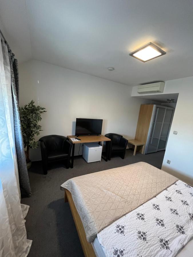 Hotel Algar Opava Eksteriør bilde