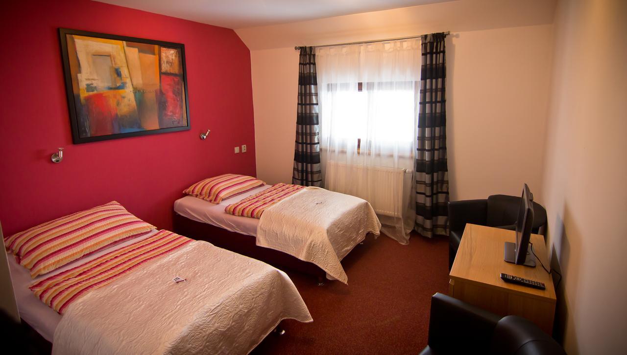Hotel Algar Opava Eksteriør bilde