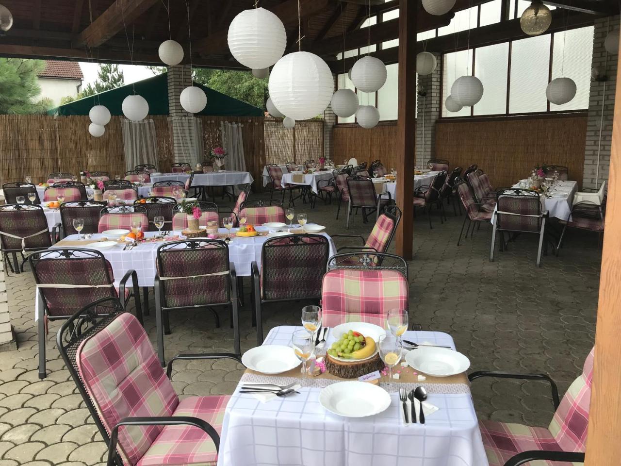 Hotel Algar Opava Eksteriør bilde